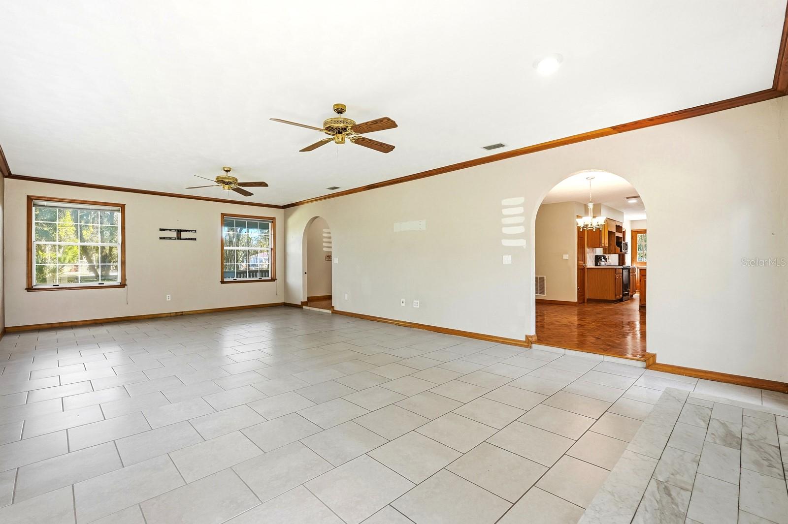 404 OLD HAW CREEK RD