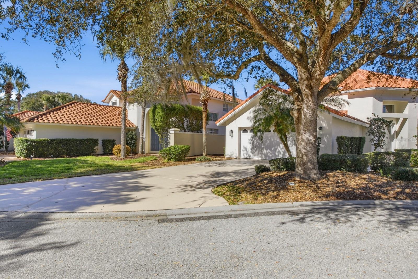 13 MADEIRA CT