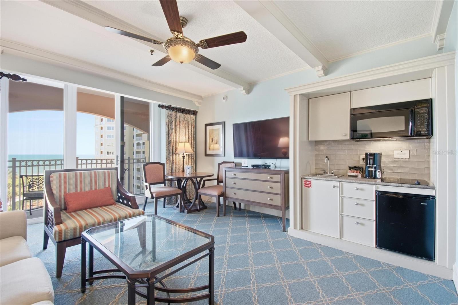 200 OCEAN CREST DR #635