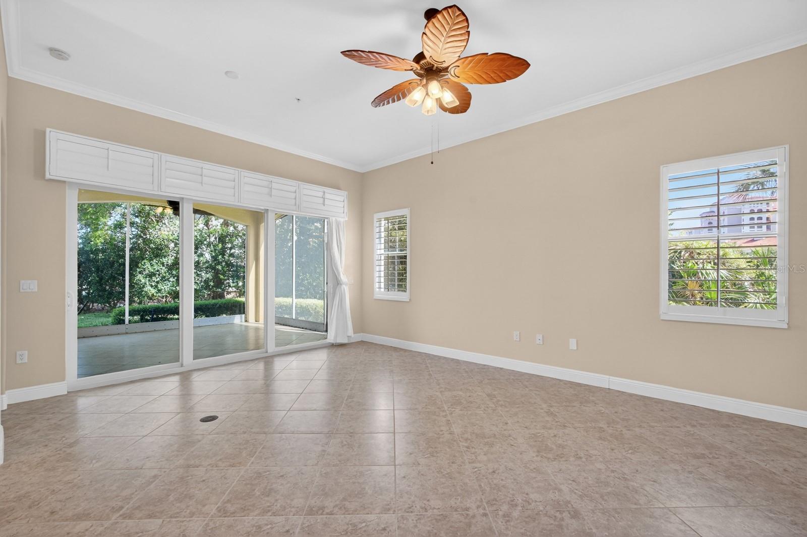 40 CASA BELLA CIR #1101