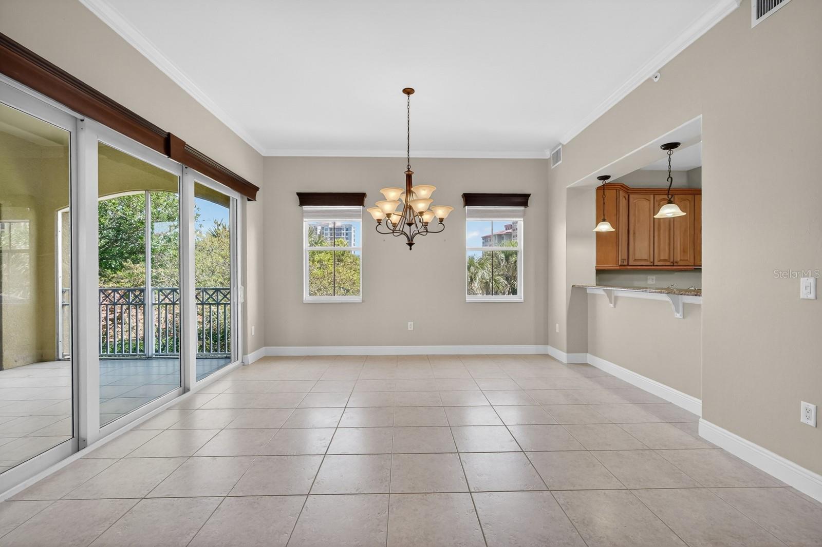40 CASA BELLA CIR #1102