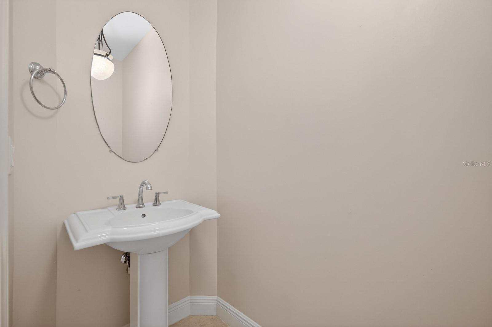 40 CASA BELLA CIR #1102