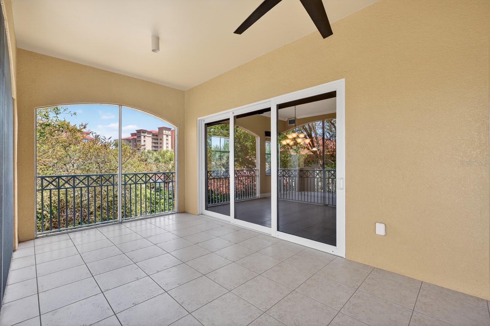 40 CASA BELLA CIR #1102