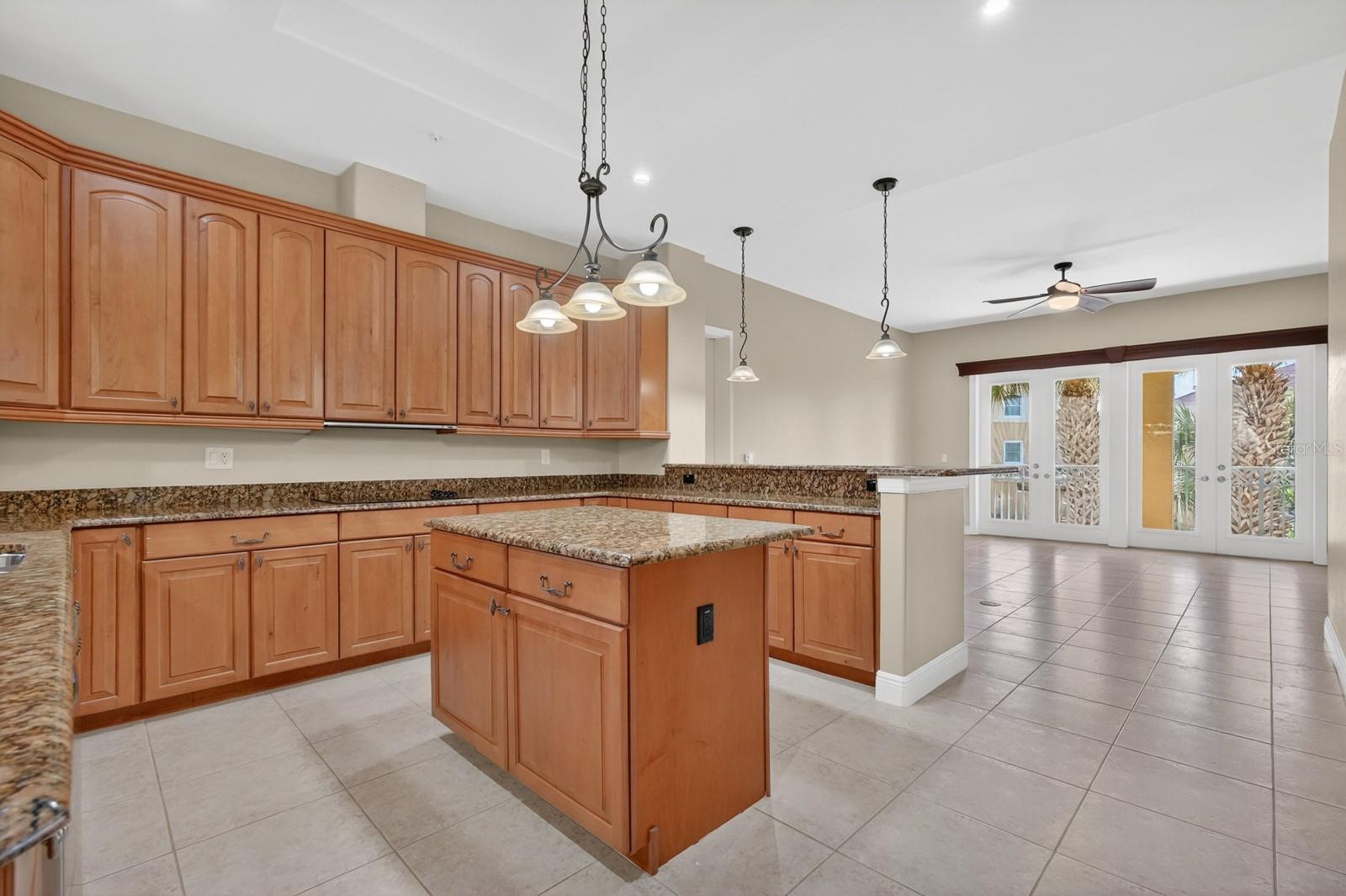 40 CASA BELLA CIR #1102