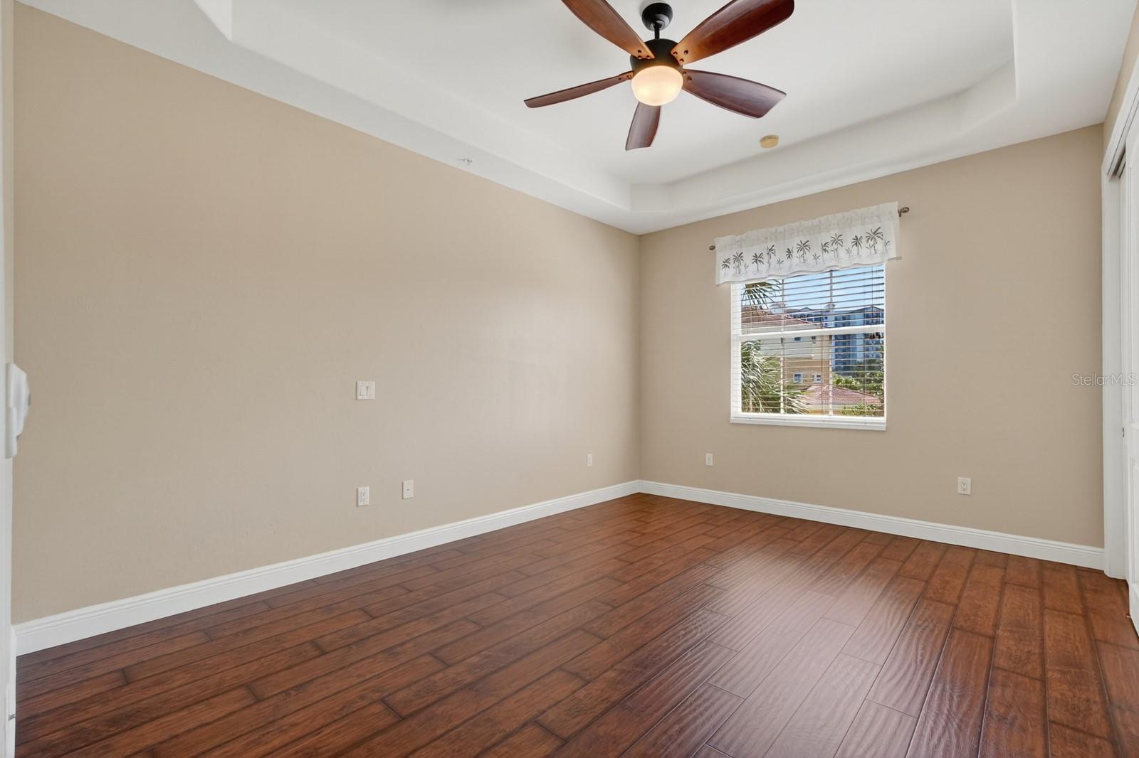 40 CASA BELLA CIR #1102