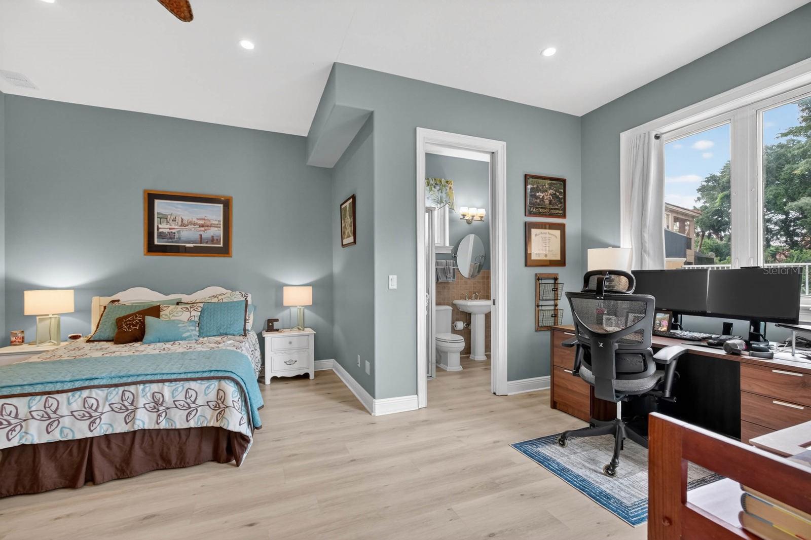 18 HAMMOCK BEACH PKWY