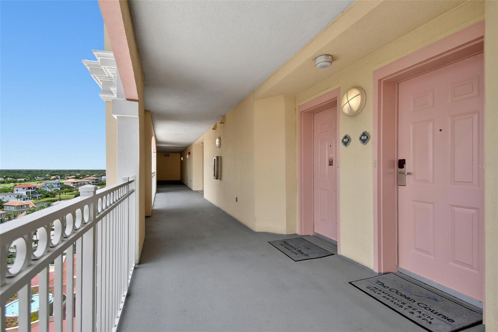200 OCEAN CREST DR #924