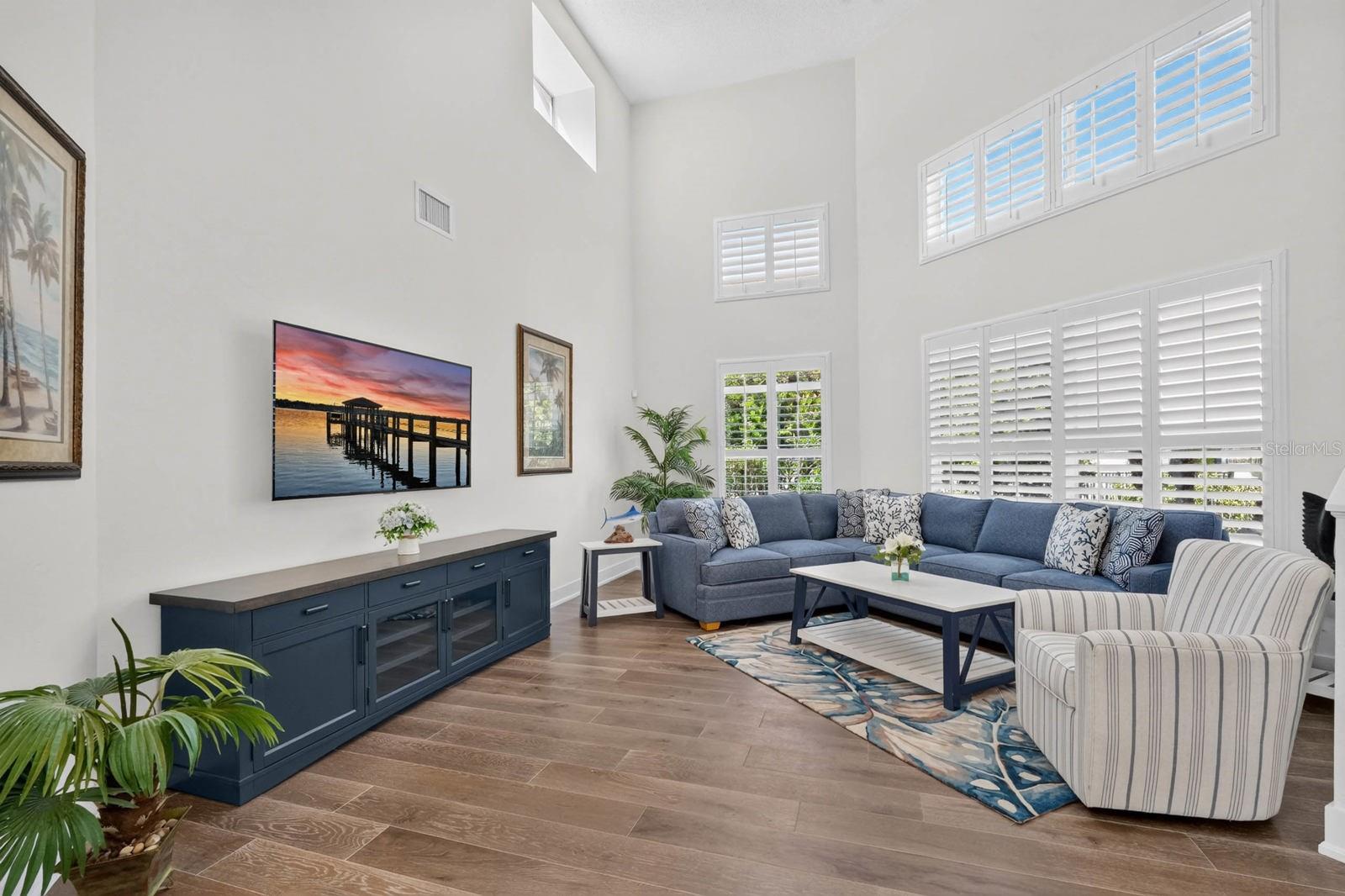 15 MADEIRA CT