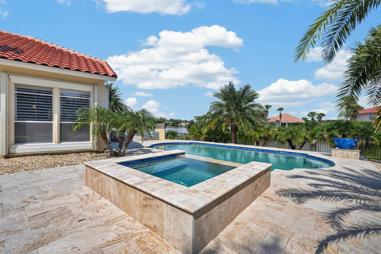 15 MADEIRA CT