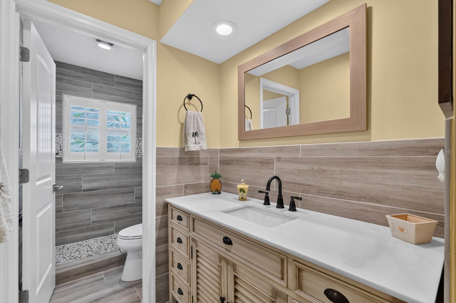 15 MADEIRA CT