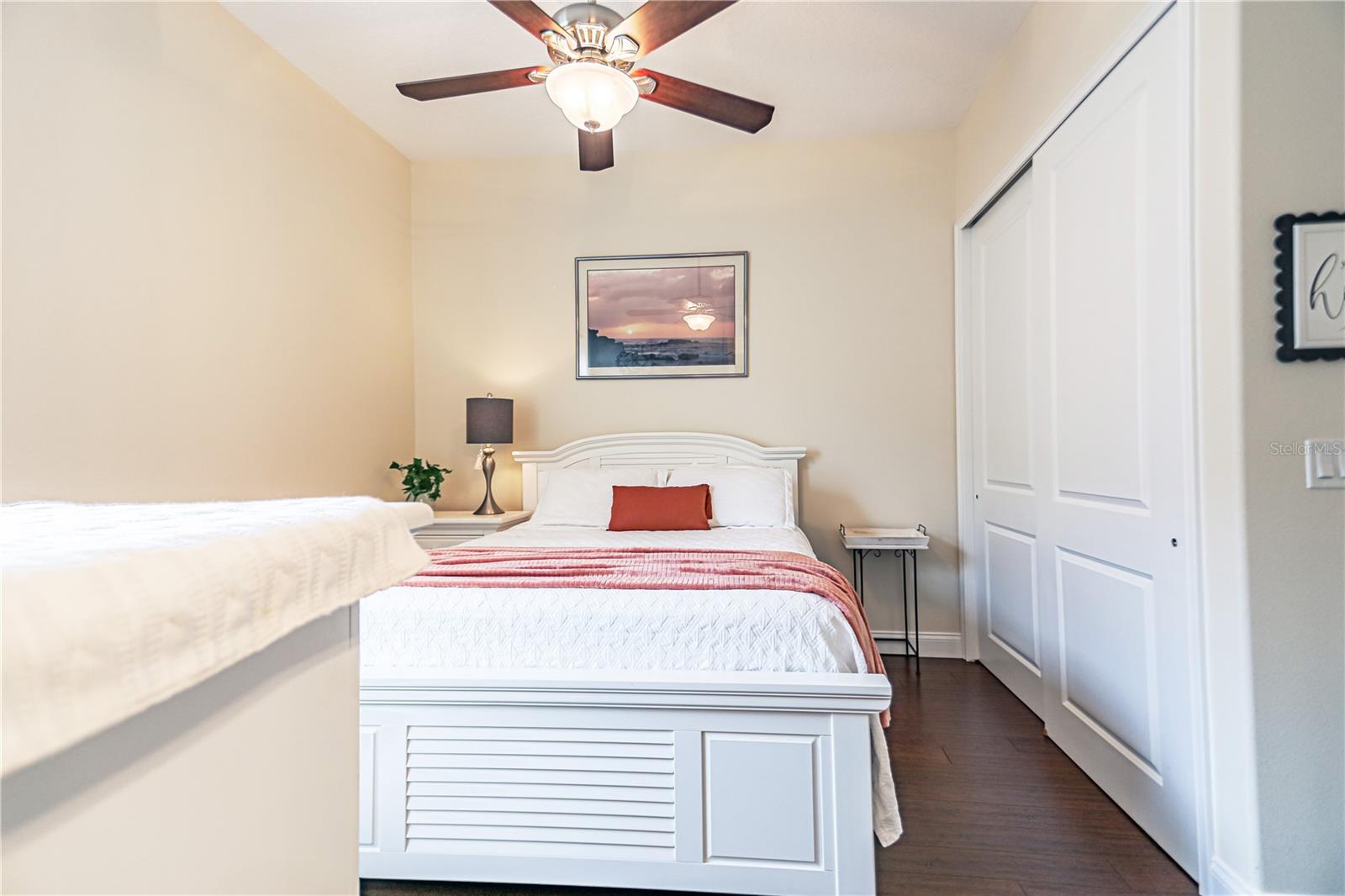 205 HERON DR