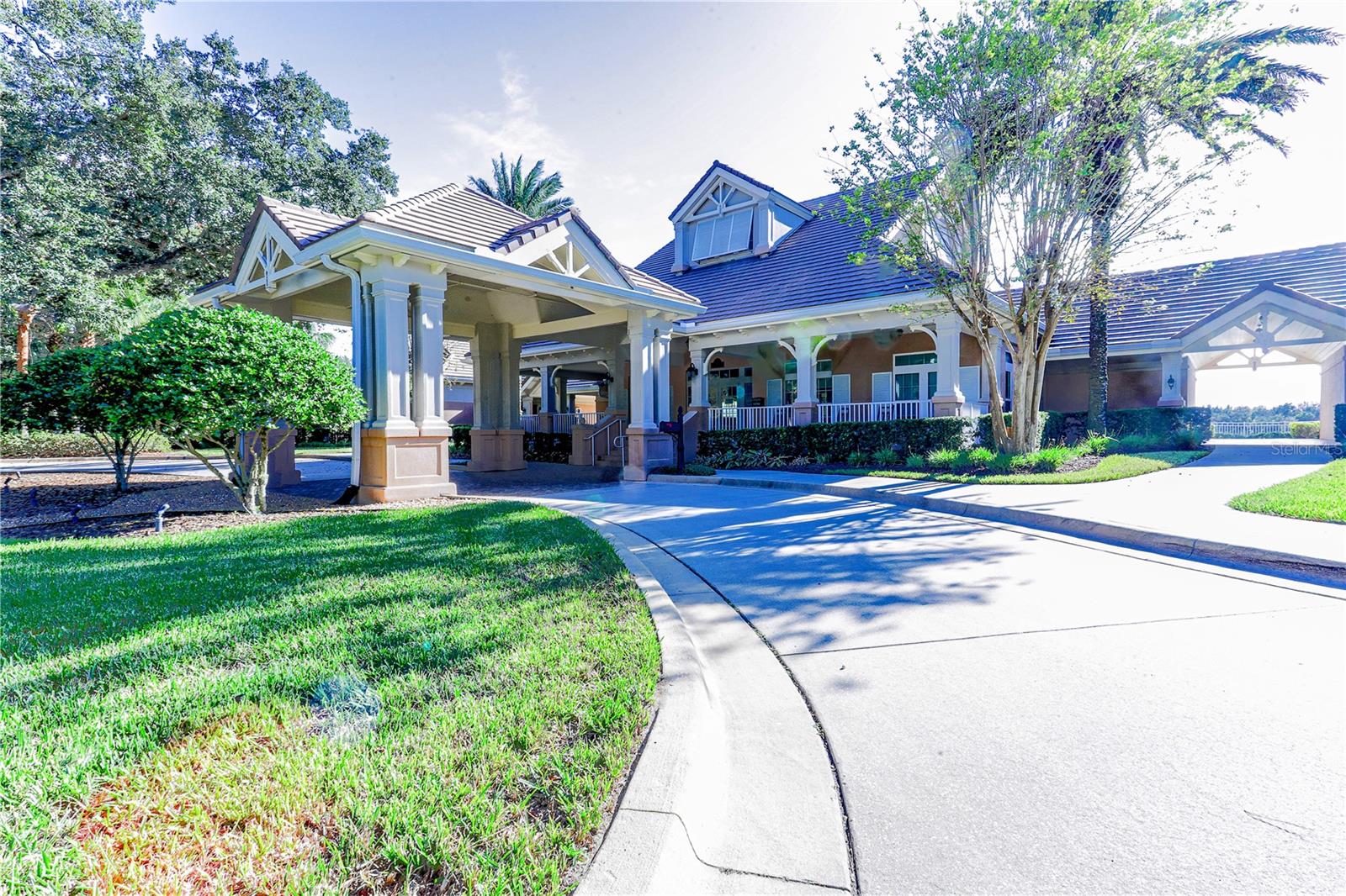 205 HERON DR