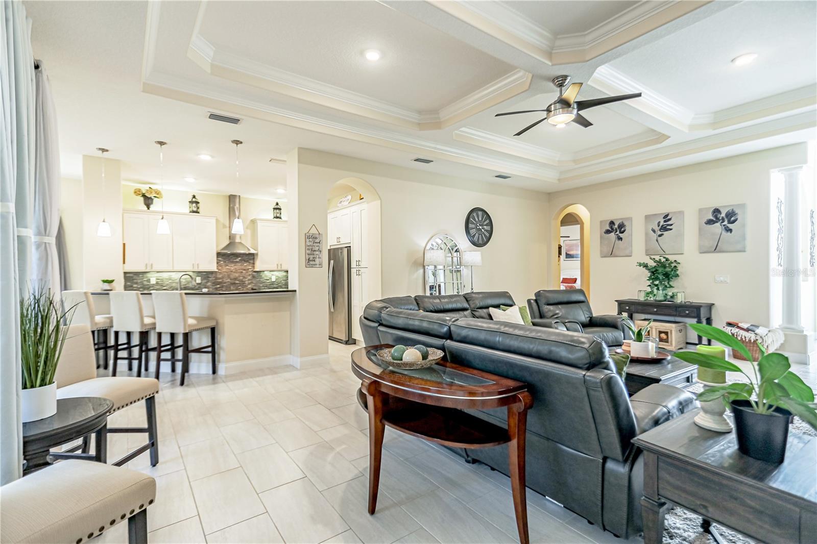 205 HERON DR