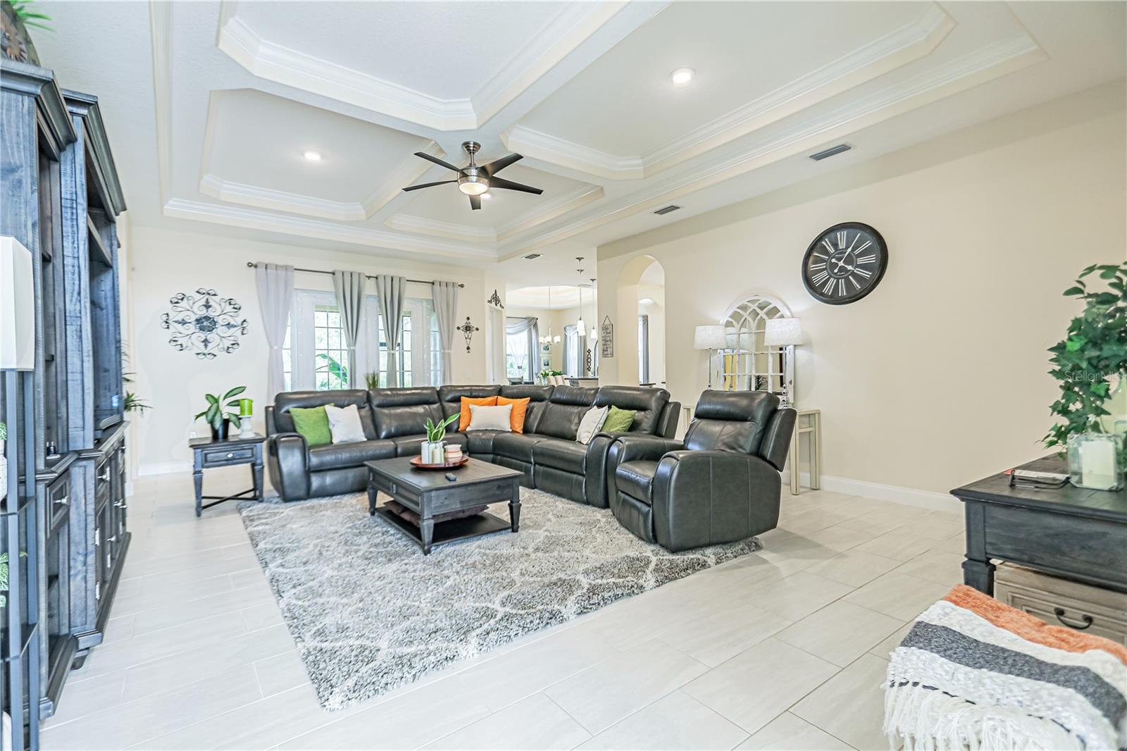 205 HERON DR