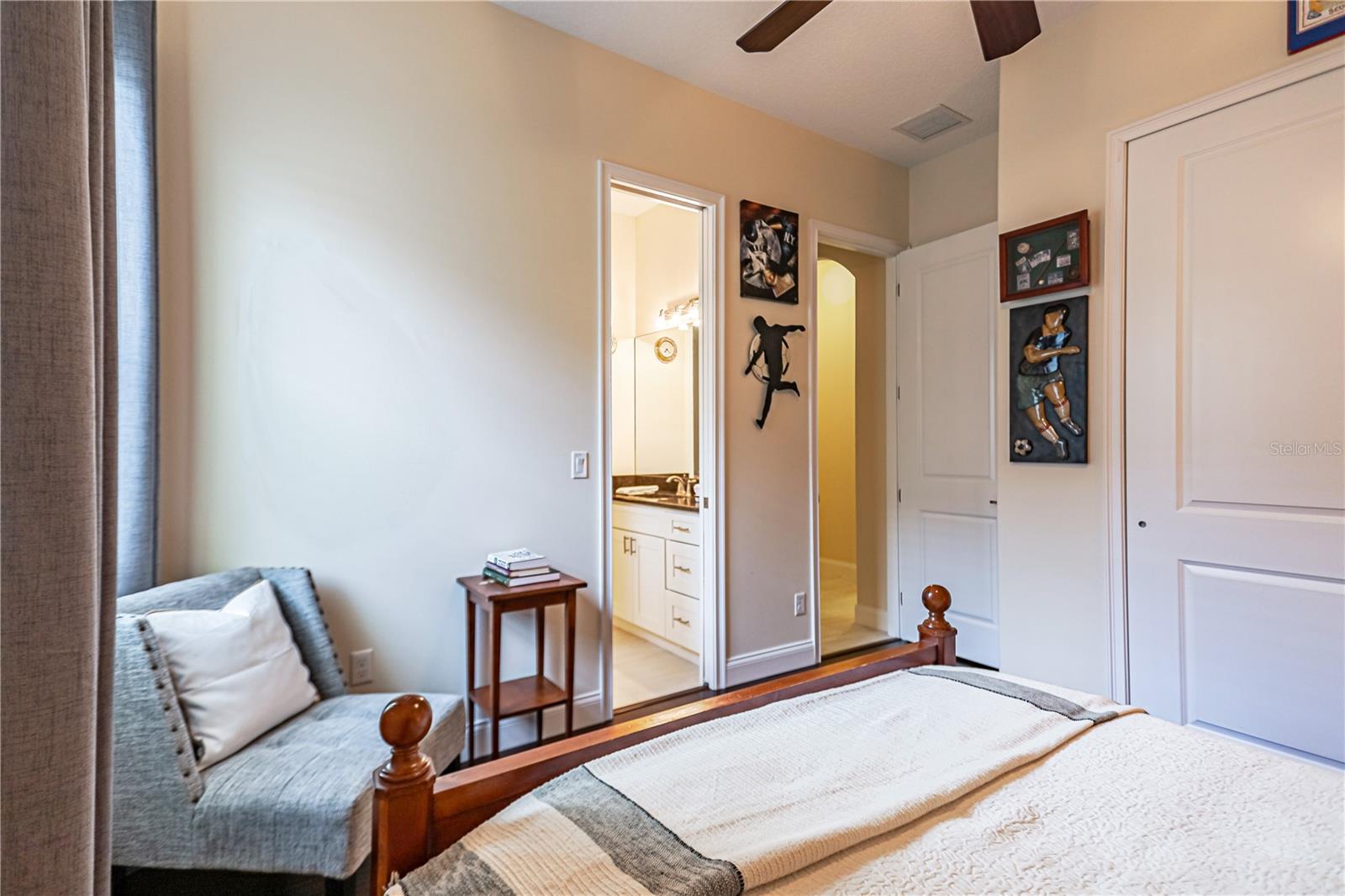 205 HERON DR