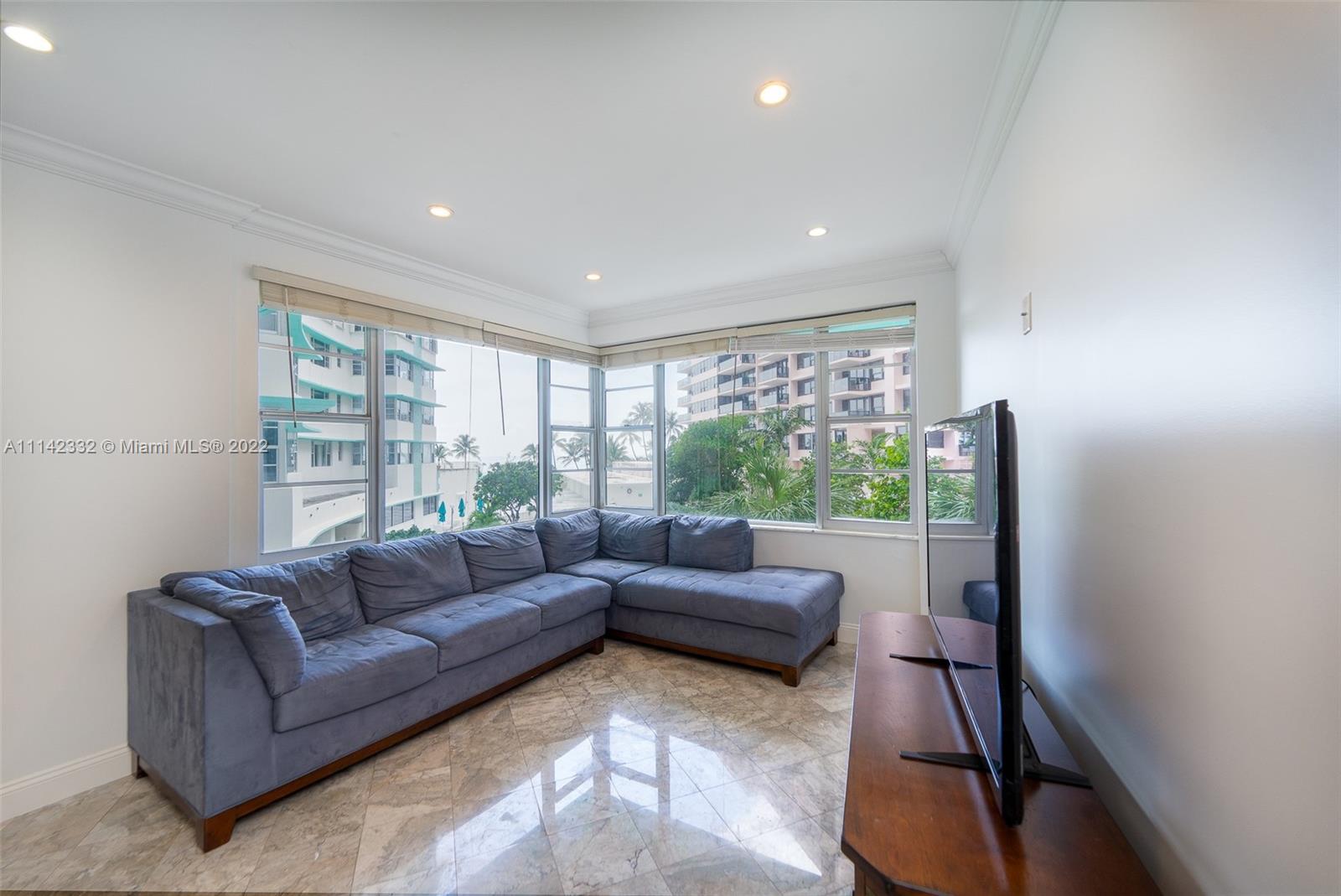 5255 Collins Ave Unit: 2A