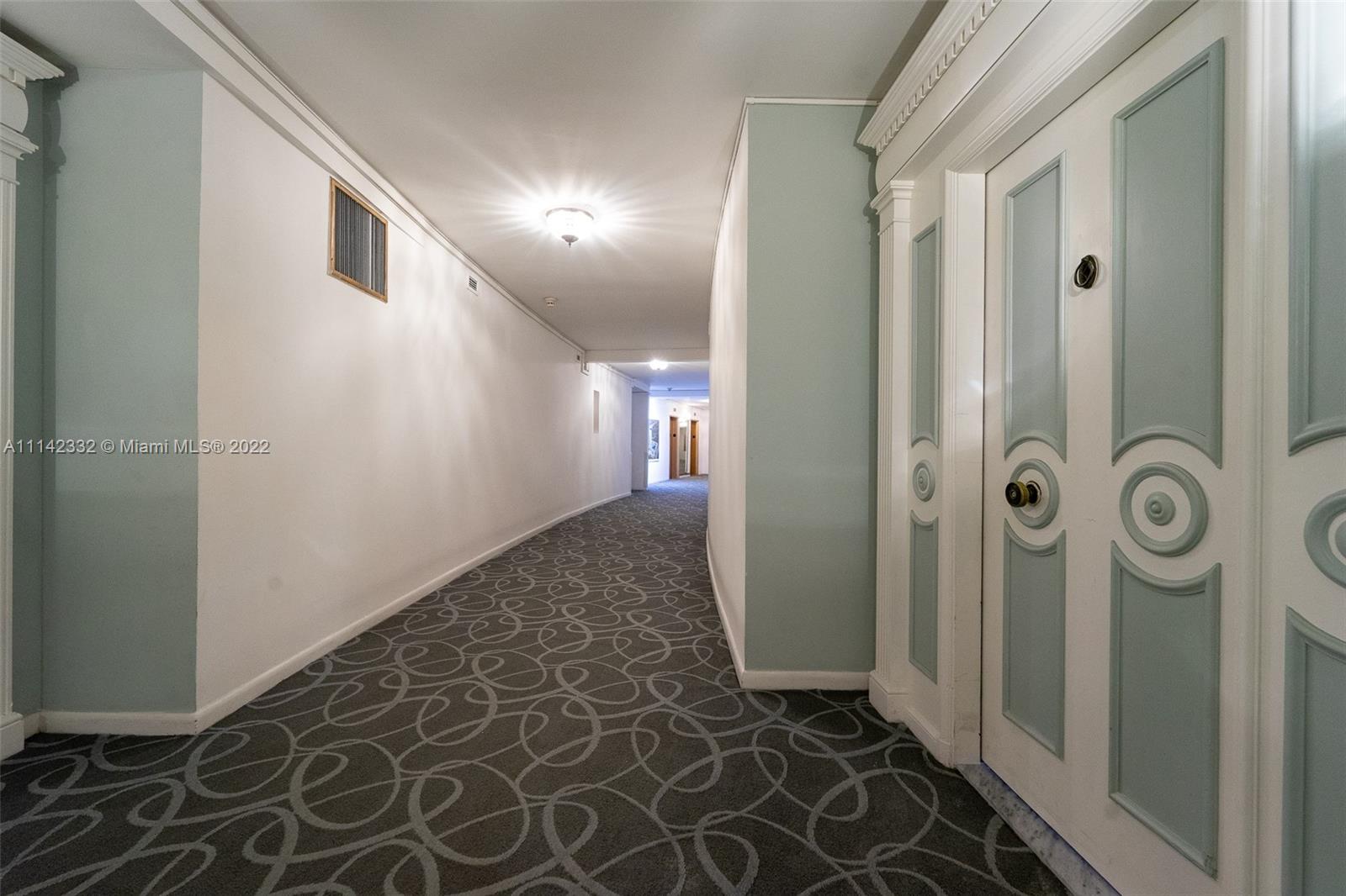 5255 Collins Ave Unit: 2A