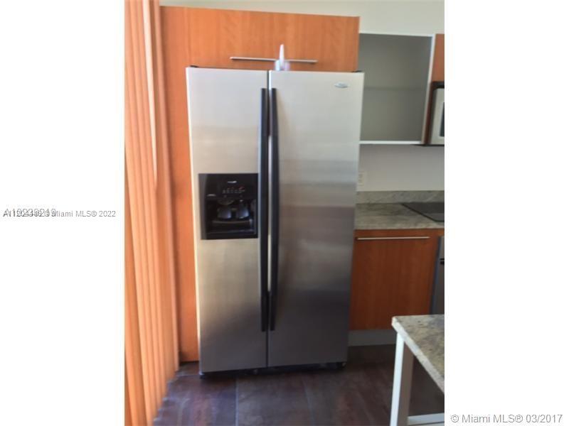 185 SW 7 ST Unit: 1400