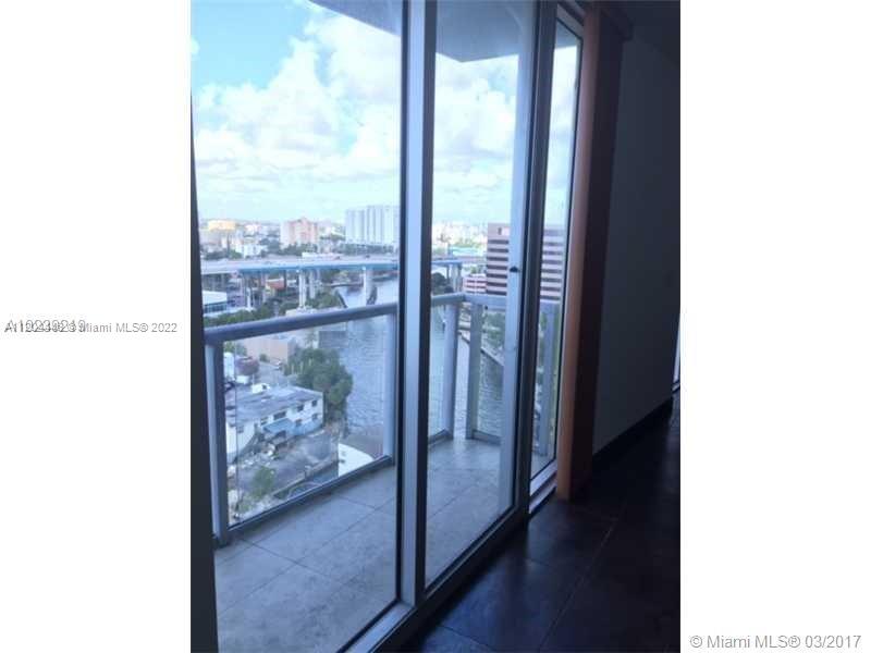 185 SW 7 ST Unit: 1400