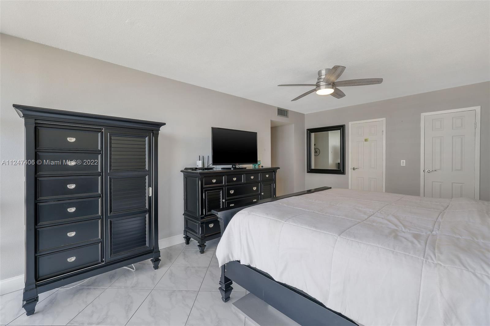 2049 S Ocean Dr Unit: 1508