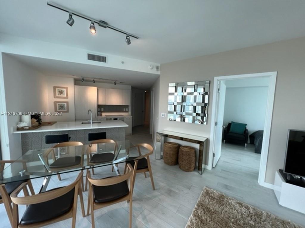 501 NE 31st St Unit: 1606