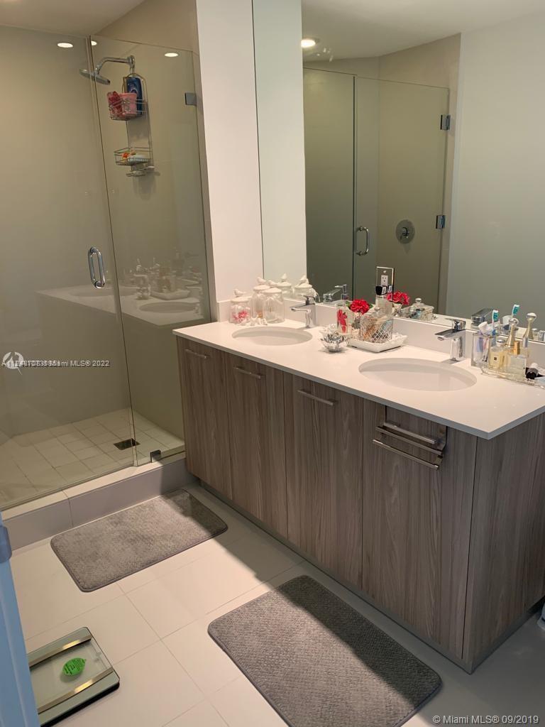 501 NE 31st St Unit: 1606