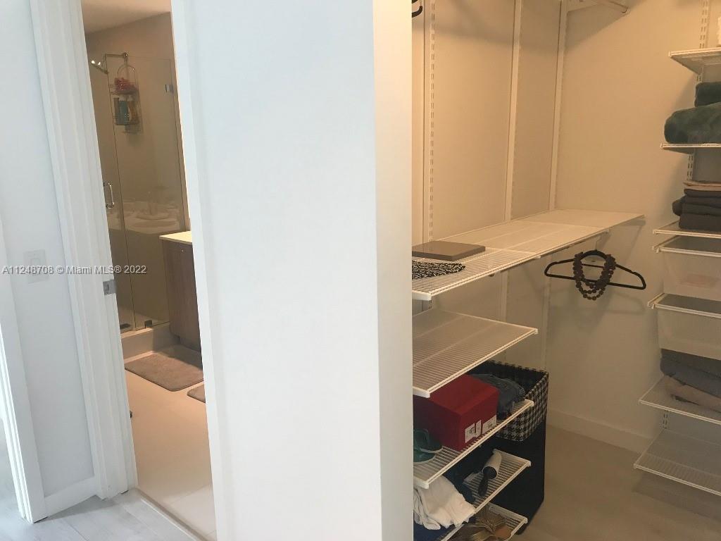 501 NE 31st St Unit: 1606