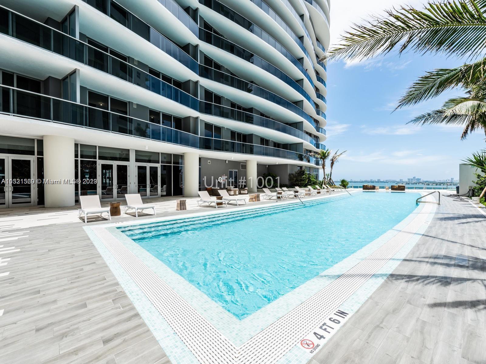 488 NE 18th St Unit: 1001