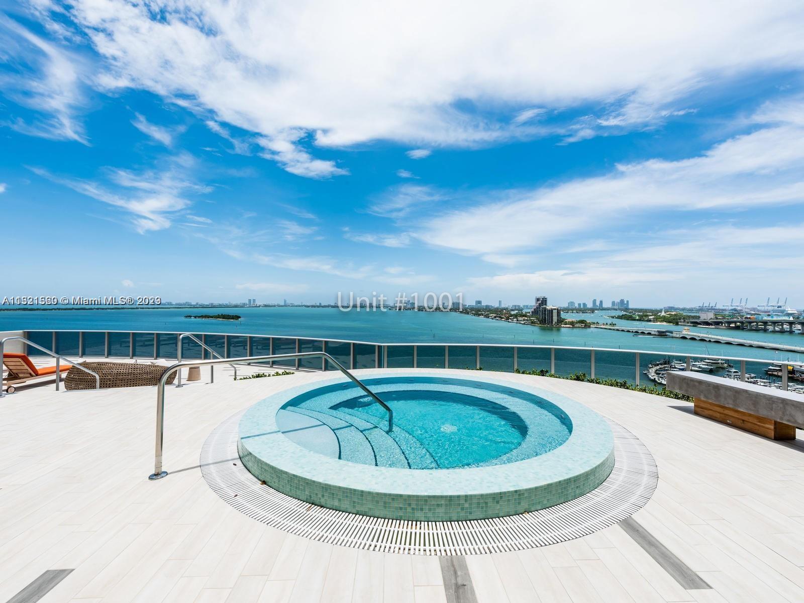 488 NE 18th St Unit: 1001