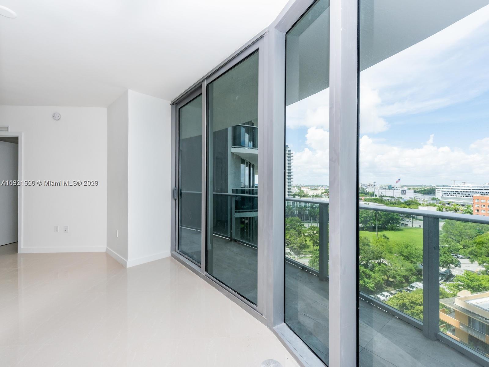 488 NE 18th St Unit: 1001