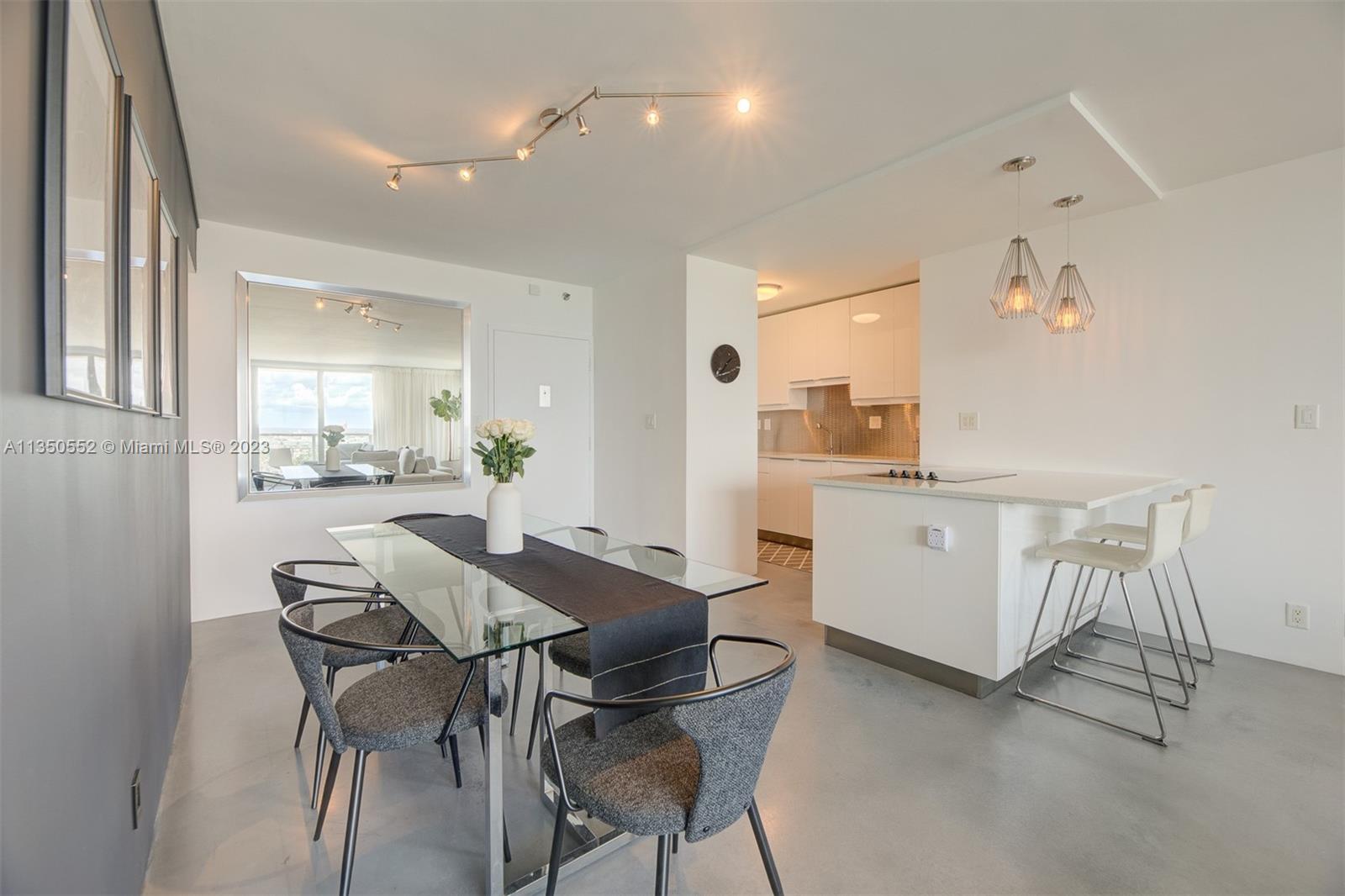 1000 West Ave Unit: 1510