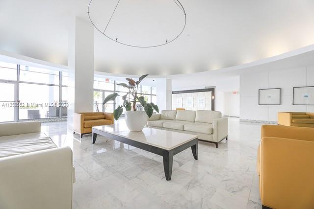 1000 West Ave Unit: 1510