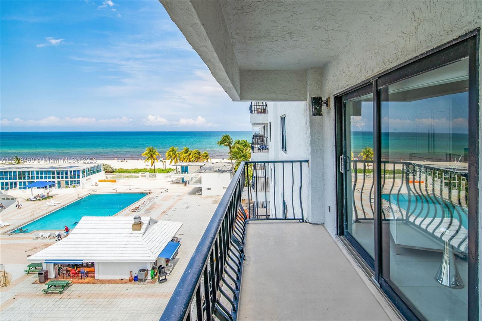 5415 Collins Ave Unit: 501
