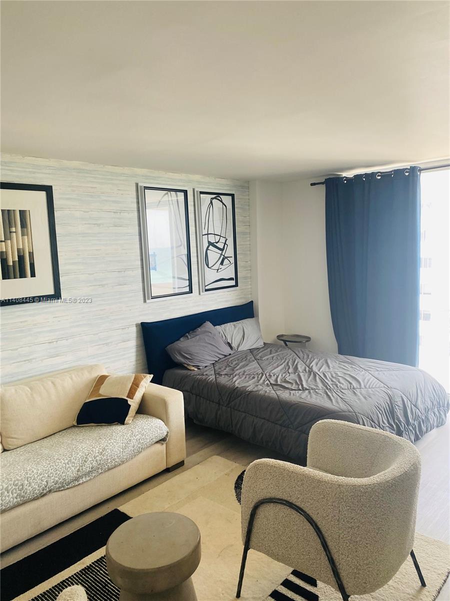 345 Ocean Dr Unit: 718