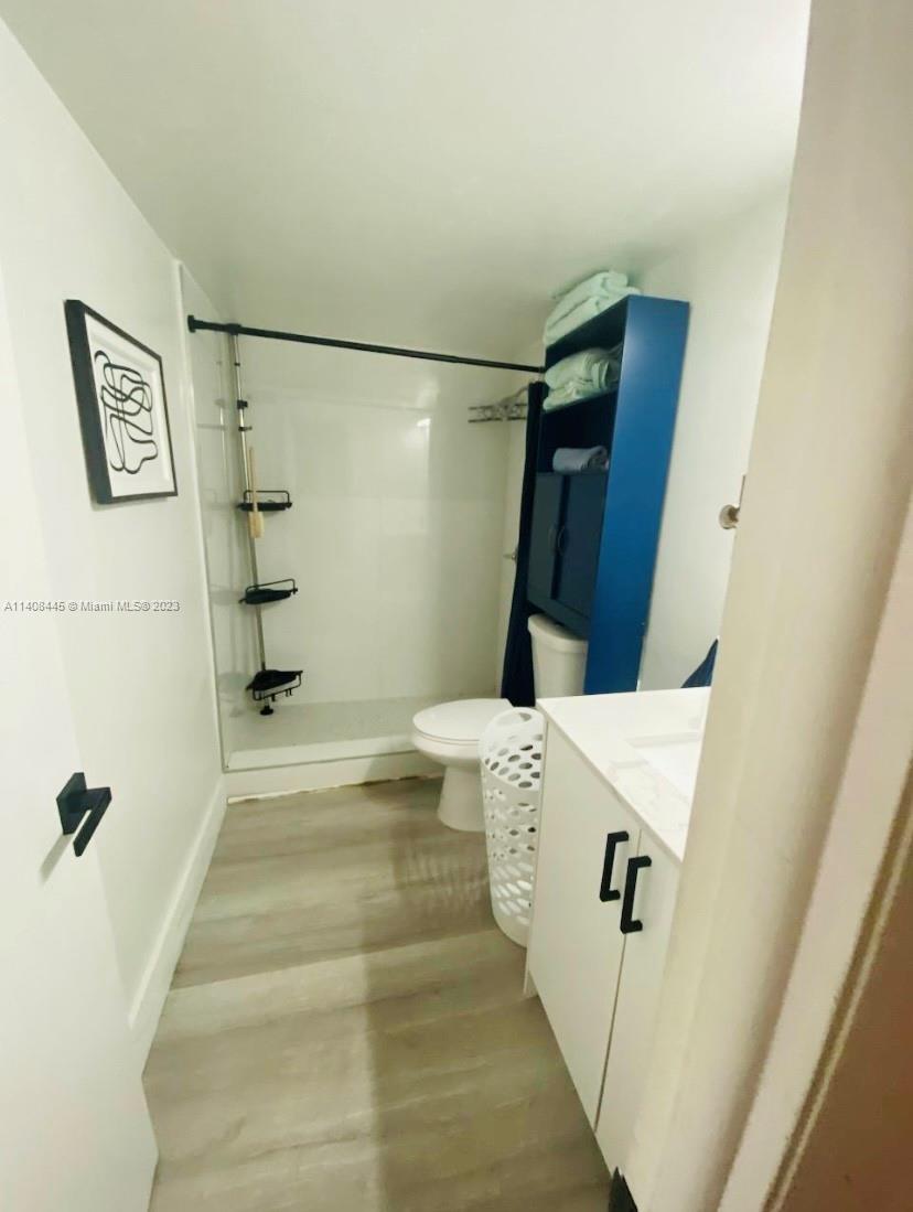 345 Ocean Dr Unit: 718