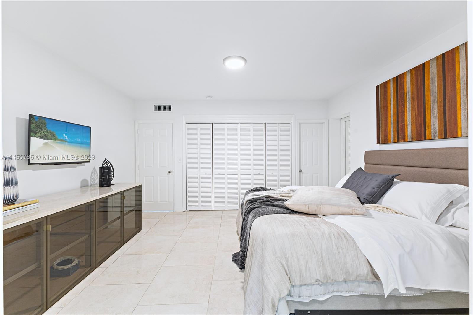 1505 NE 13th Pl
