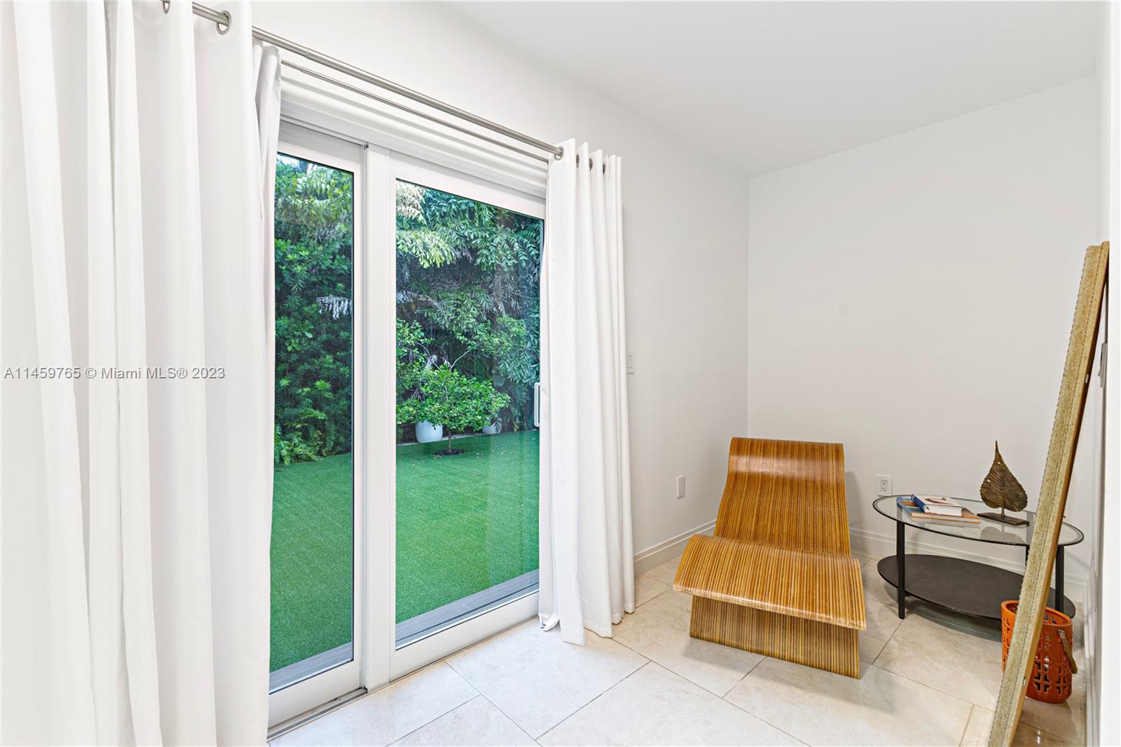 1505 NE 13th Pl
