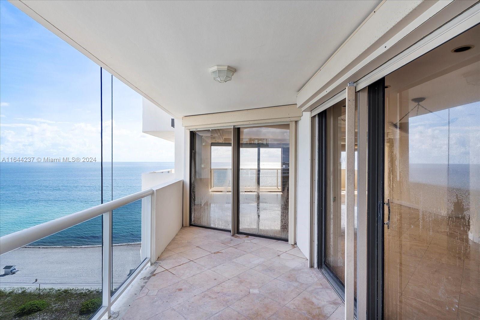 5757 Collins Ave # 2106