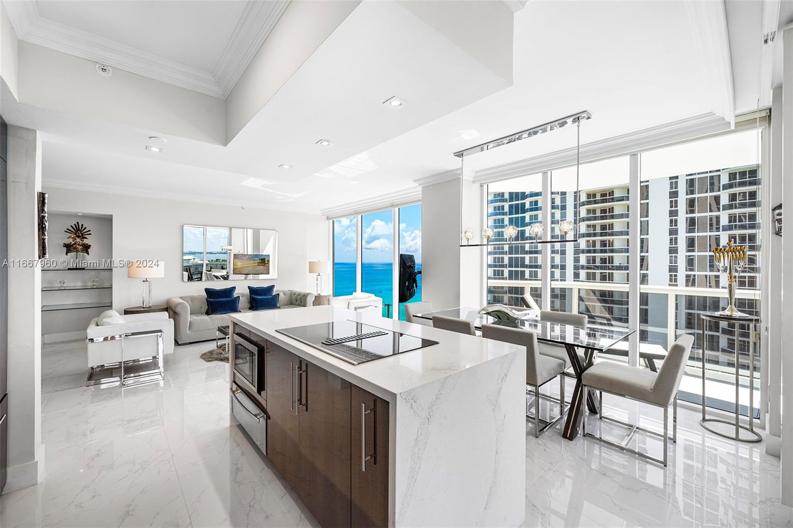 4779 Collins Ave # 1905