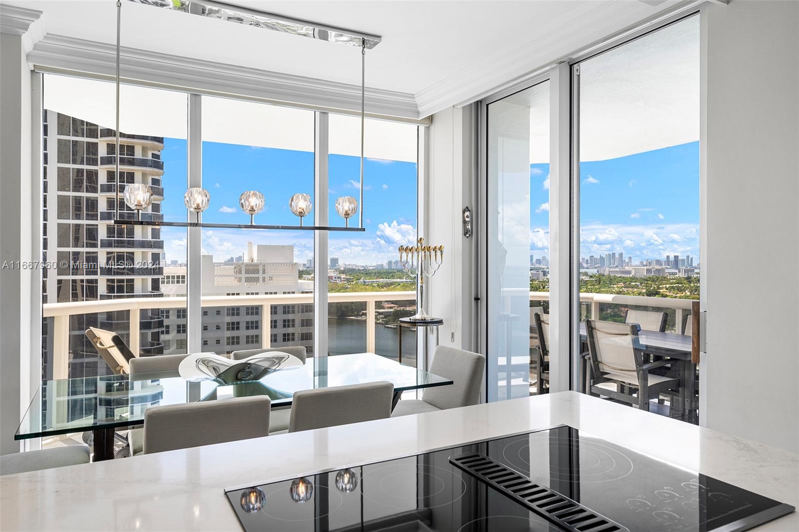 4779 Collins Ave # 1905