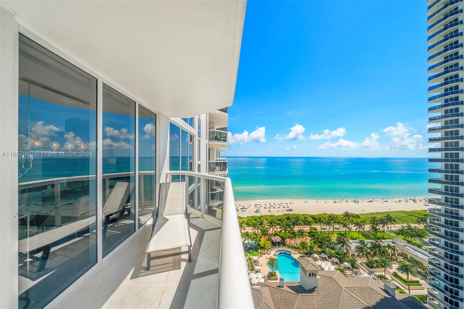 4779 Collins Ave # 1905
