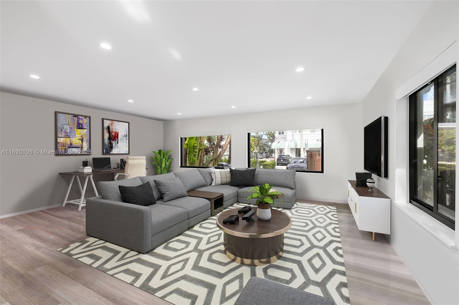 330 W 47th St