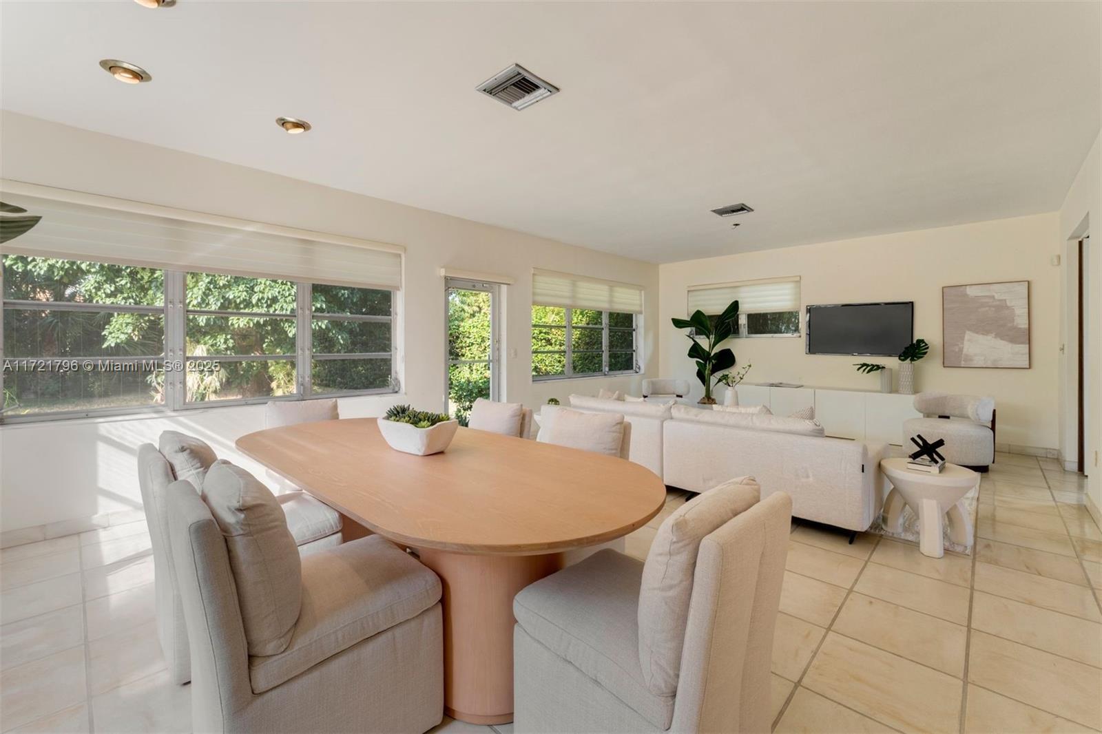 5150 La Gorce Dr