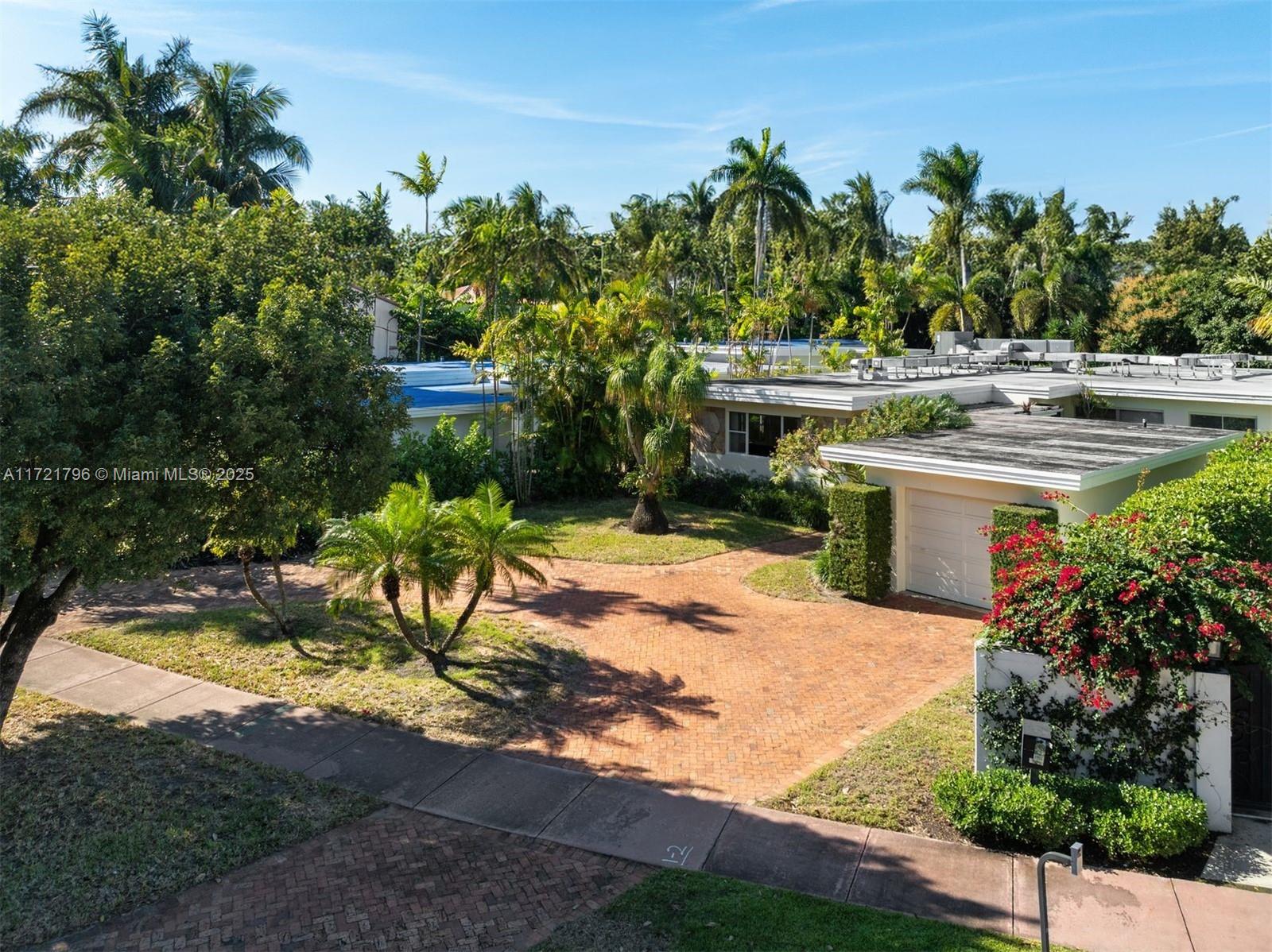 5150 La Gorce Dr