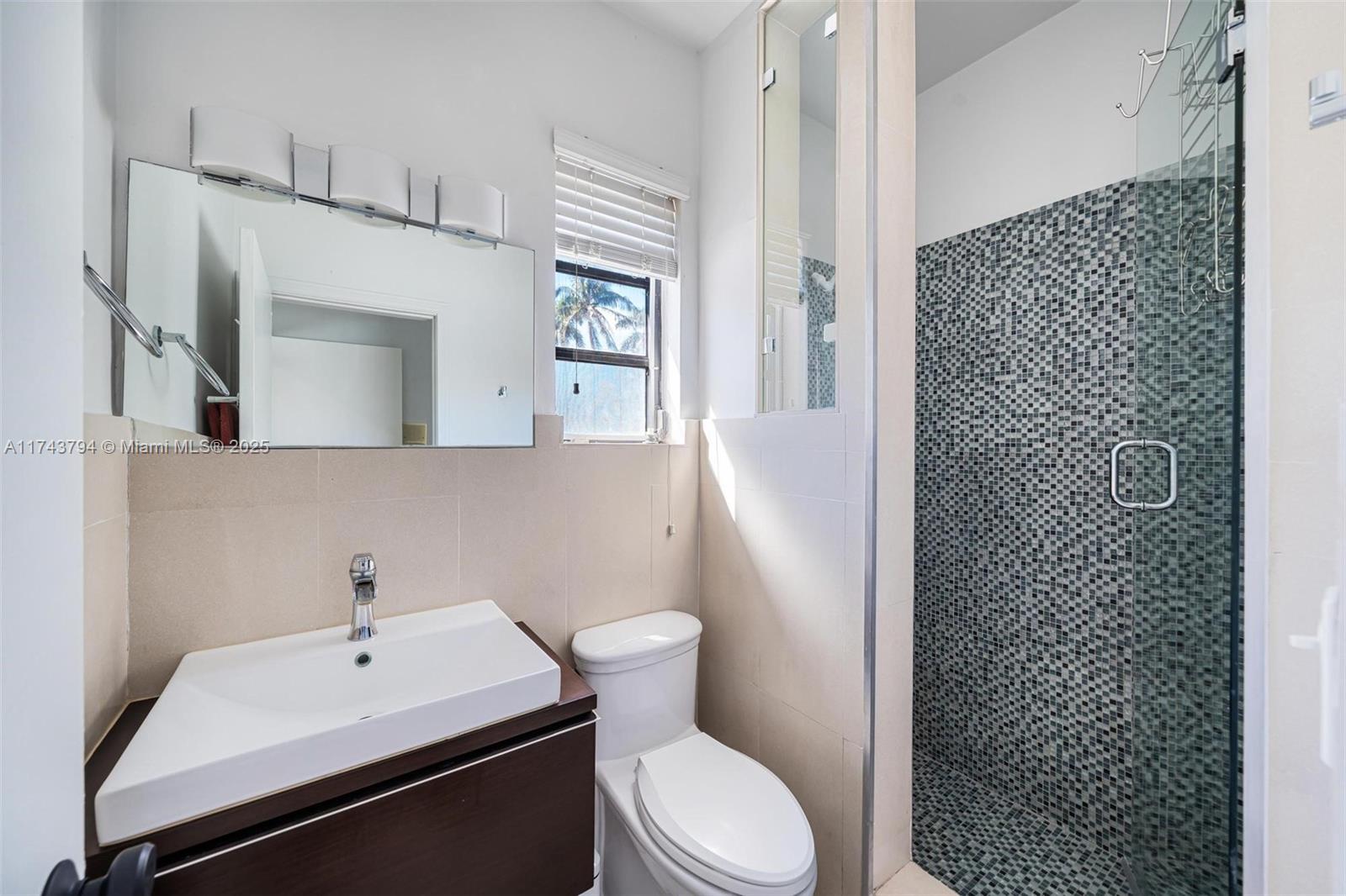 4450 N Jefferson Ave, Miami Beach