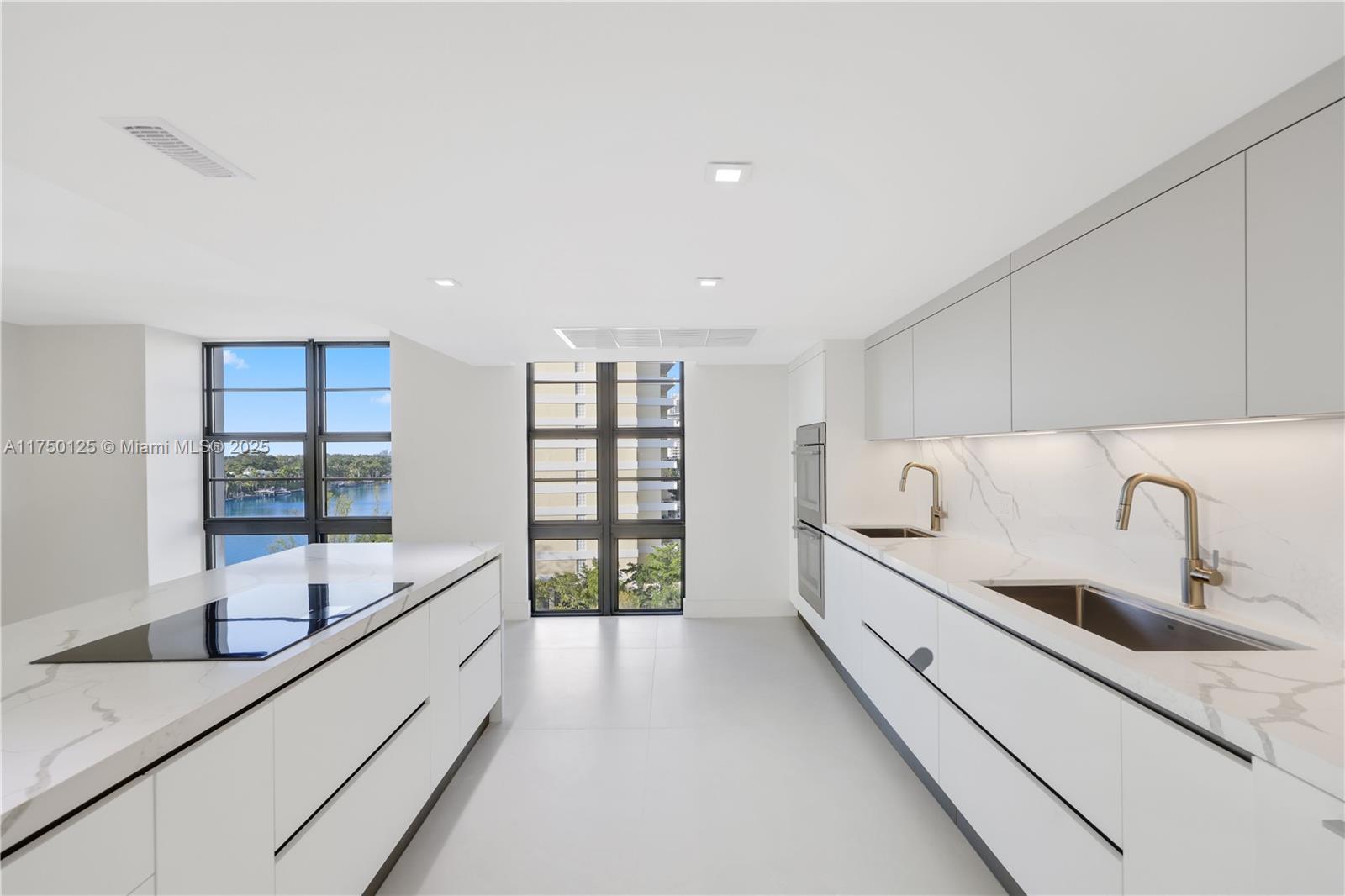 5500 Collins Ave # 802