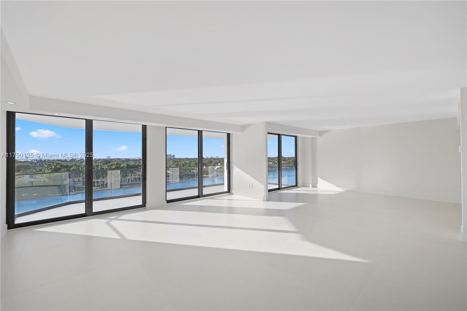 5500 Collins Ave # 802