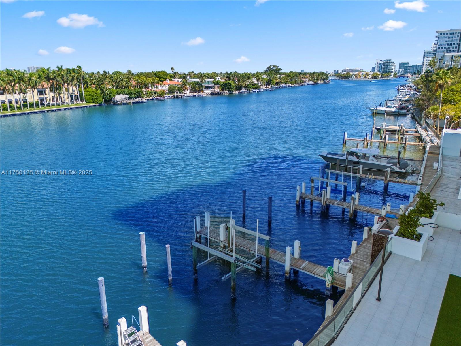 5500 Collins Ave # 802