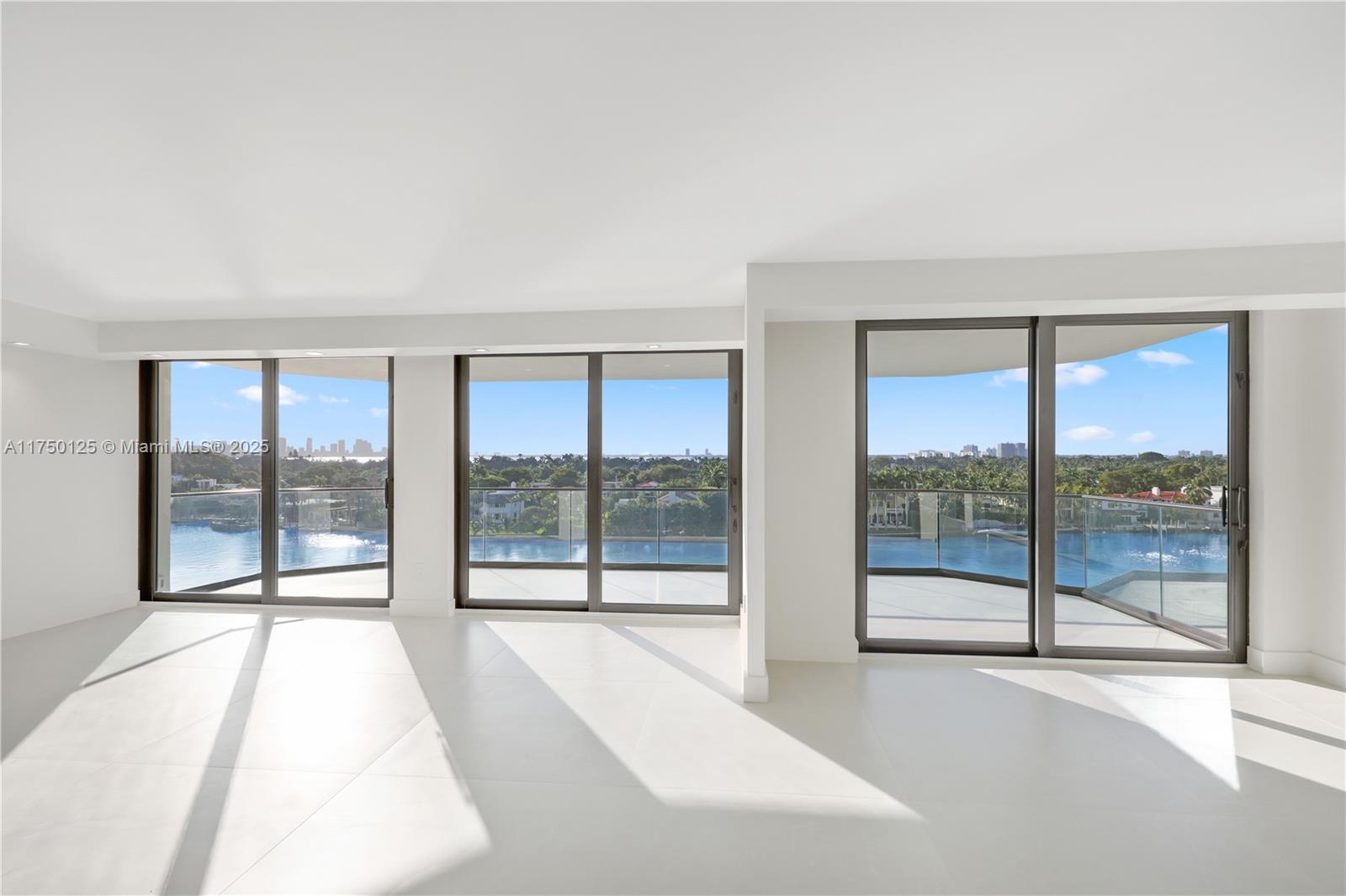 5500 Collins Ave # 802