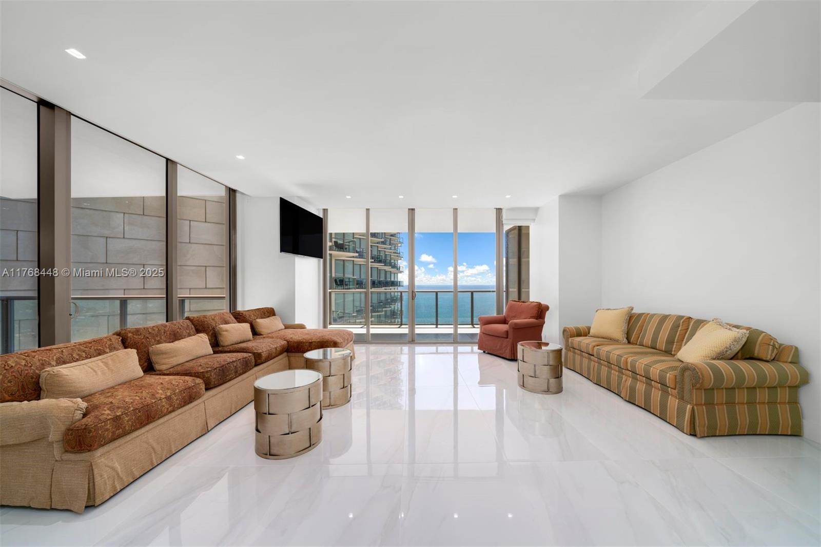 9701 Collins Ave # 1704S